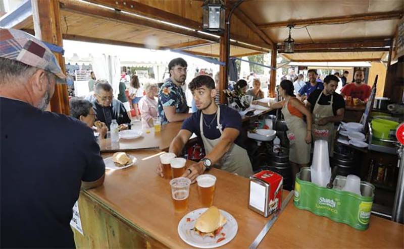 La hostelería vende más de 190.000 tapas y raciones durante San Antolín