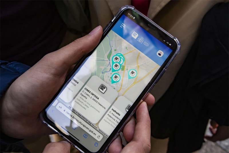 El 44% de los jóvenes de 18 años ya pidió el Bono Cultural