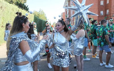 Dueñas se zambulle con pasión en su Carnaval de Verano
