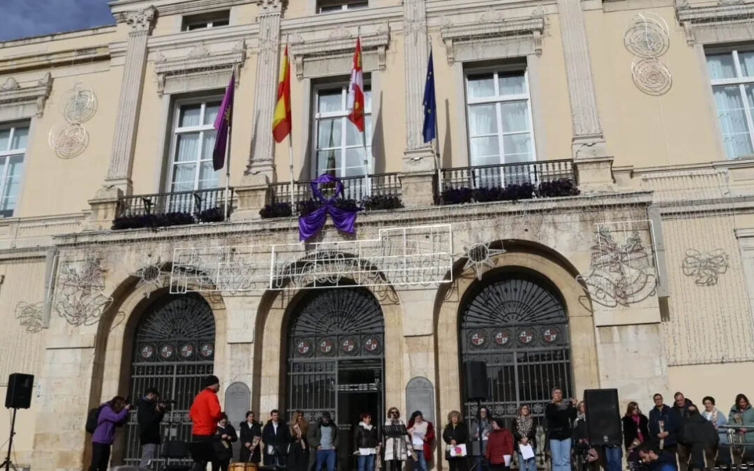 Palencia reivindica en el 25N más prevención, educación y apoyo a las mujeres con especial vulnerabilidad